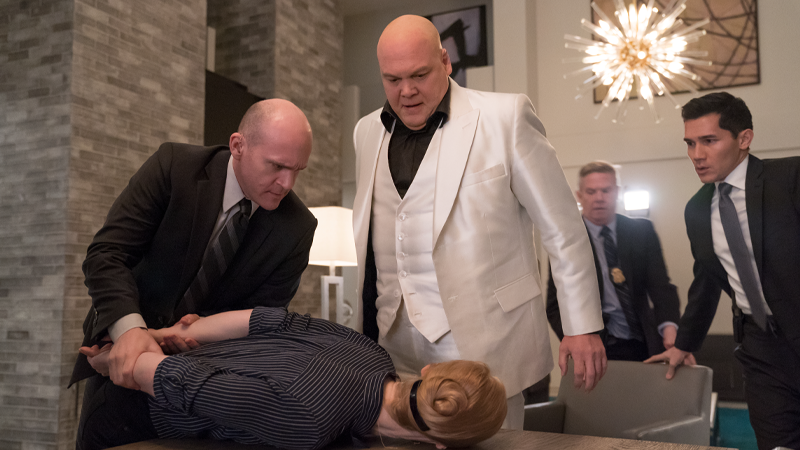 Kingpin’s plans are all a little too well-linked, until they’re suddenly not.